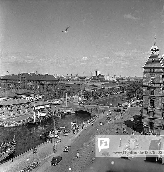 Der Kanal und der Hauptbahnhof  Malmö  Schweden  1950. Künstler: Torkel Lindeberg