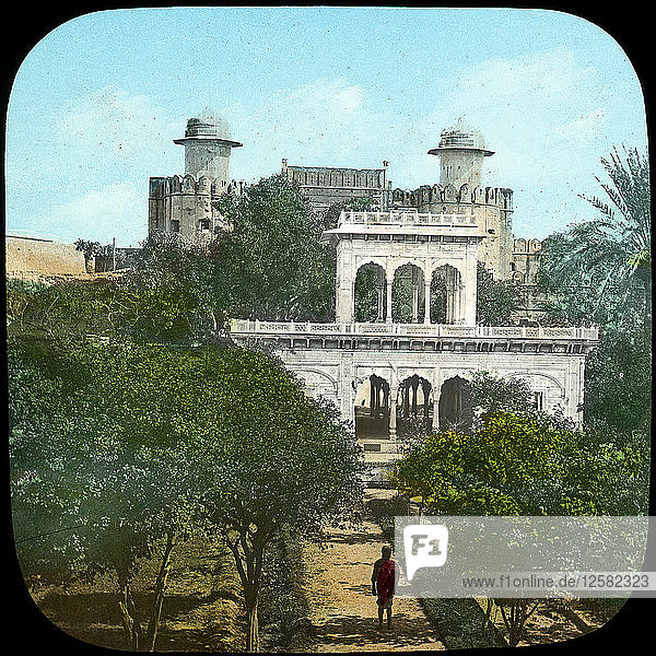 Marmorpavillon in den Fort Gardens  Lahore  Indien  Ende des 19. oder Anfang des 20. Jahrhunderts. Künstler: Unbekannt