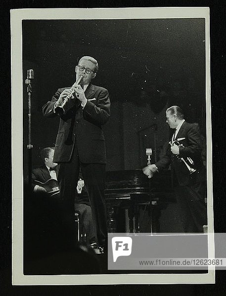 Die Eddie Condon All Stars im Konzert  Colston Hall  Bristol  1957. Künstler: Denis Williams