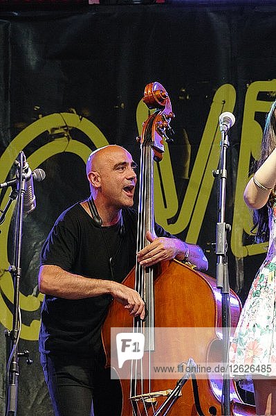 Joan Chamorro  Love Supreme Jazz Festival  Glynde Place  East Sussex  2015. Künstler: Brian OConnor.