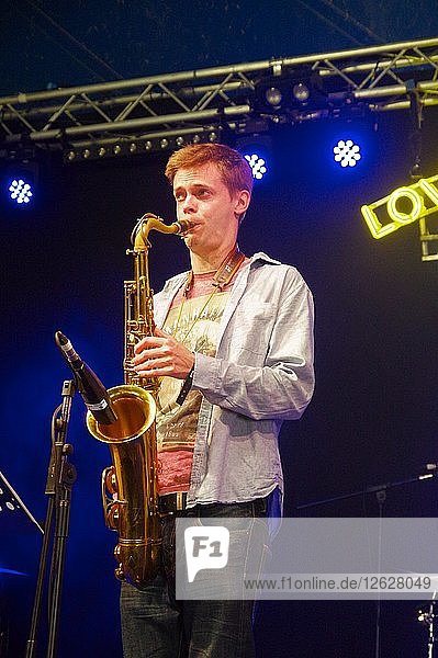 Duncan Eagles Love Supreme Jazz Festival Glynde Place East Sussex 2014. Artist: Brian OConnor.