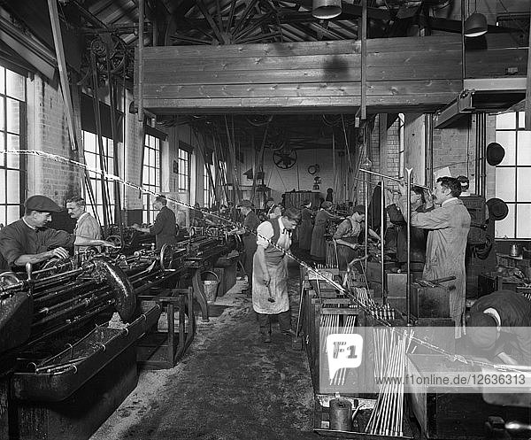 Die Birmingham Small Arms Fabrik  Small Heath  Birmingham  Februar 1917. Künstler: H. Bedford Lemere.
