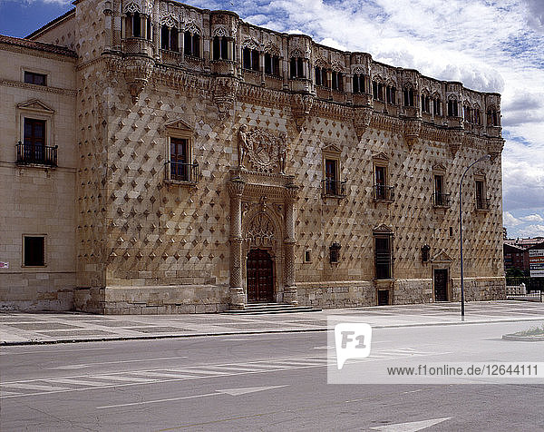 Palace of the Dukes of the Infantado  by Juan Guas in 1480.