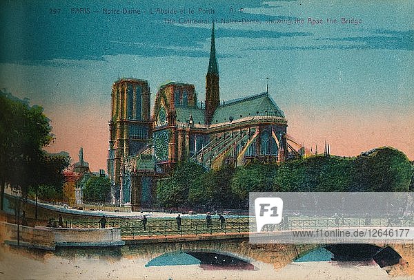 Kathedrale Notre-Dame mit der Apsis und der Pont Notre-Dame  Paris  um 1920. Künstler: Unbekannt.