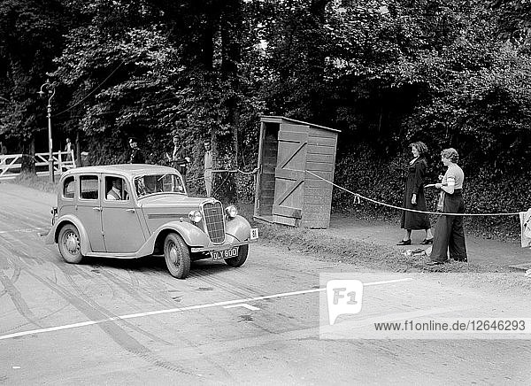 Sängerin von SGE Tett  Gewinnerin eines Premierenpreises bei der MCC Torquay Rallye  Juli 1937. Künstler: Bill Brunell.