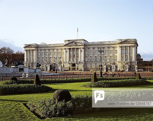 Buckingham Palace  ca. 1990-2010. Künstler: Unbekannt.
