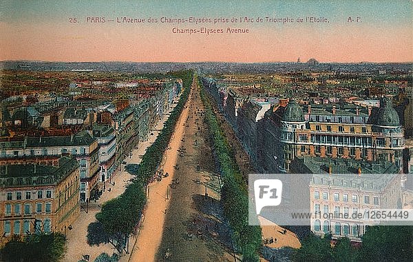 Die Avenue des Champs-Elysées  Paris  um 1920. Künstler: Unbekannt.