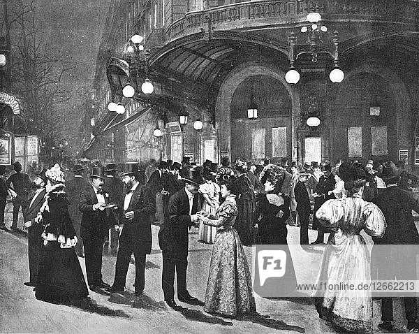 Le Theatre Du Vaudeville - Pendant LEntracte  1900. Künstler: Unbekannt.