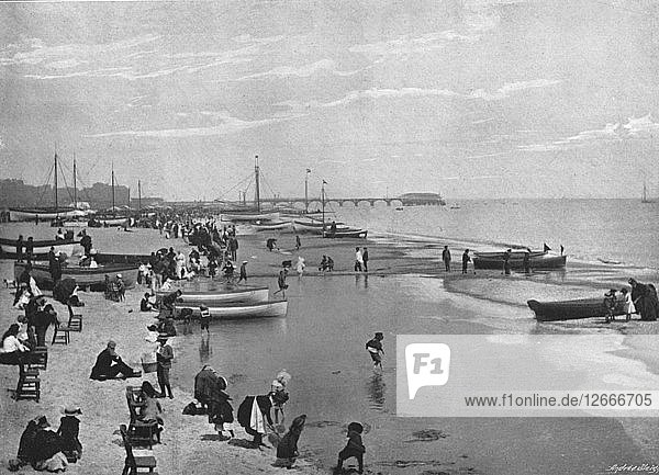 The Beach Great Yarmouth  c1900. Artist: Alfred Price.