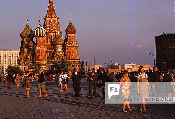 St. Basils im Abendlicht  Roter Platz  Moskau  ca. 1970er Jahre. Künstler: CM Dixon.