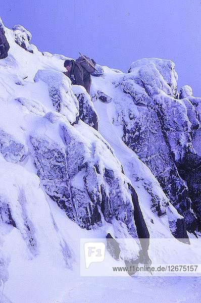Nebelkristalle oder Hoar Frost Felsformationen  Cuillin Hills  Isle of Skye  Schottland  20. Jahrhundert. Künstler: CM Dixon.
