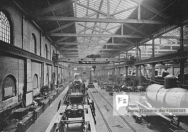 Montagewerkstatt  London and North-Western Railway Works  Crewe  um 1896. Künstler: Unbekannt.