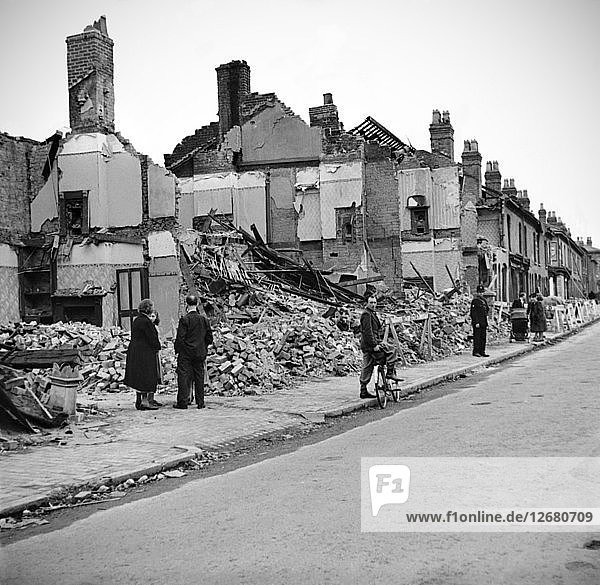 Bombenschäden aus dem Krieg  Highgate Road  Sparkbrook  Birmingham  West Midlands  29. Juli 1942. Künstler: James Nelson.