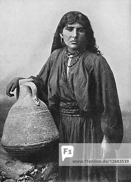 Eine Beduinenfrau  Ägypten  1912. Künstler: Unbekannt.