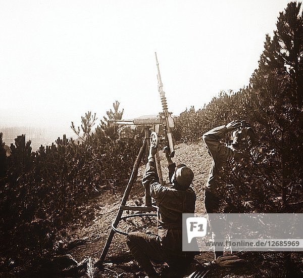 Anti-aircraft machine gun  Alace  France  c1914-c1918. Artist: Unknown.