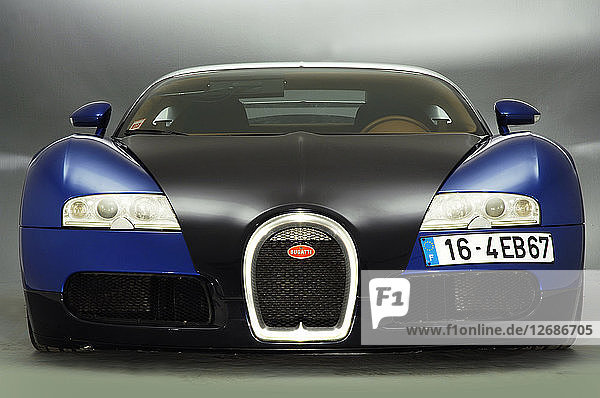 2003 Bugatti Veyron Künstler: Unbekannt.