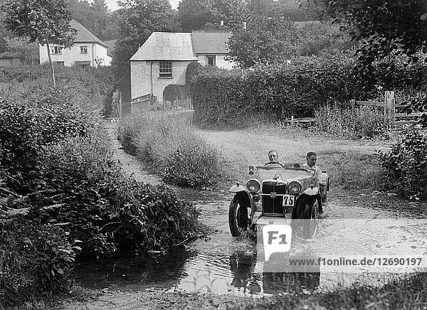 MG PA bei der B&HMC Brighton-Beer Trial  Windout Lane  nahe Dunsford  Devon  1934. Künstler: Bill Brunell.