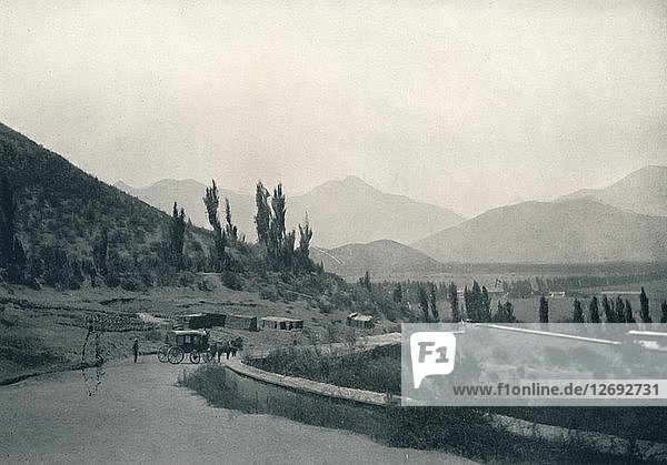 Ein chilenisches Tal  1911. Künstler: Unbekannt.