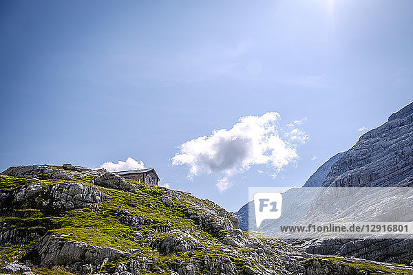 Austria  Salzburg State  Loferer Steinberge  mountainscape with mountain hut