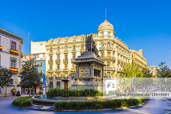 Plaza Isabel La Catolica Granada Andalucia Spain Europe