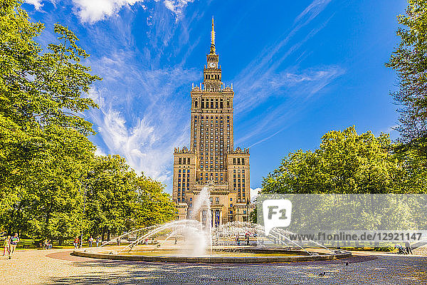 Palast der Kultur und Wissenschaft  Stadtzentrum  Warschau  Polen