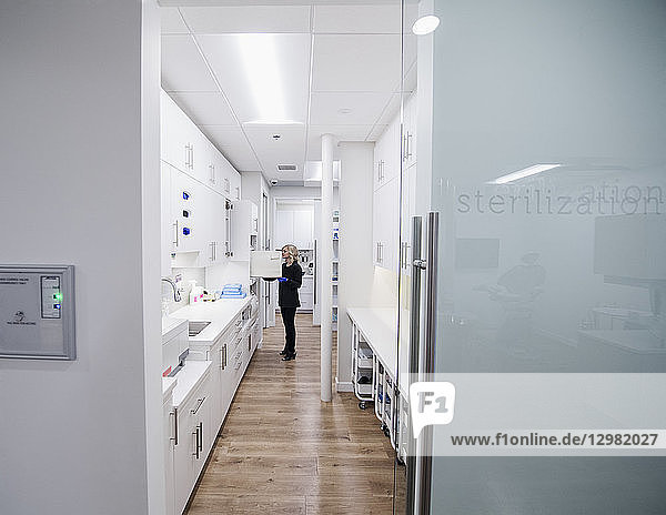 Dentist's assistant cleaning equipment