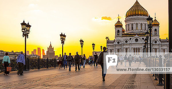 Christ-Erlöser-Kathedrale an der Moskwa am frühen Abend  Moskau  Russland