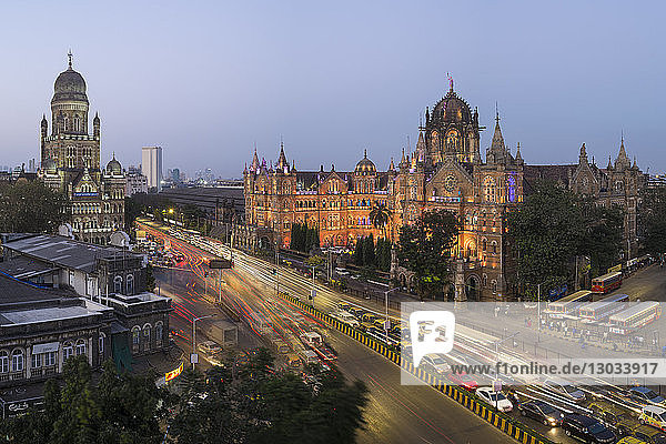 Bahnhof Chhatrapati Shivaji Maharaj Terminus (CSMT)  früher Victoria Terminus  UNESCO-Weltkulturerbe  Mumbai  Maharashtra  Indien