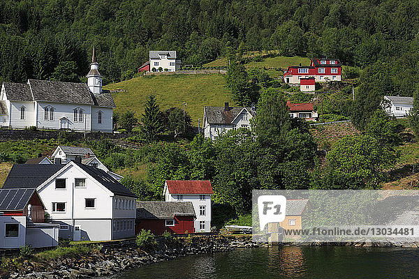 Dorf Hellesylt  Bezirk More og Romsdal  Norwegen  Skandinavien