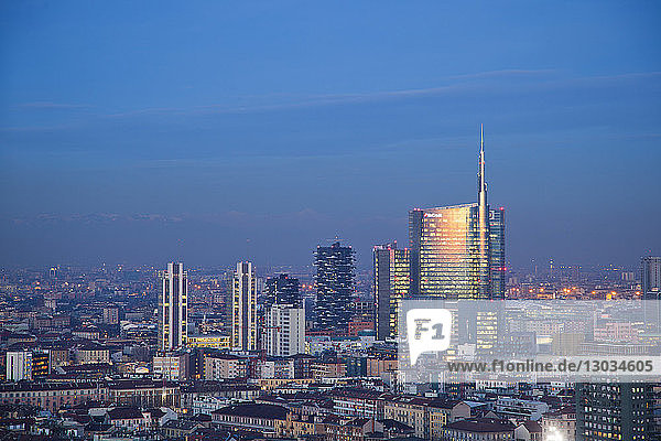 Blick vom Torre Branca auf den Stadtteil Porta Nuova  Mailand  Lombardei  Italien