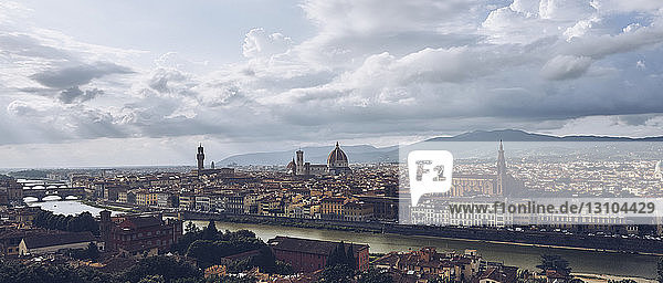 Cityscape view of Florence  Tuscany  Italy