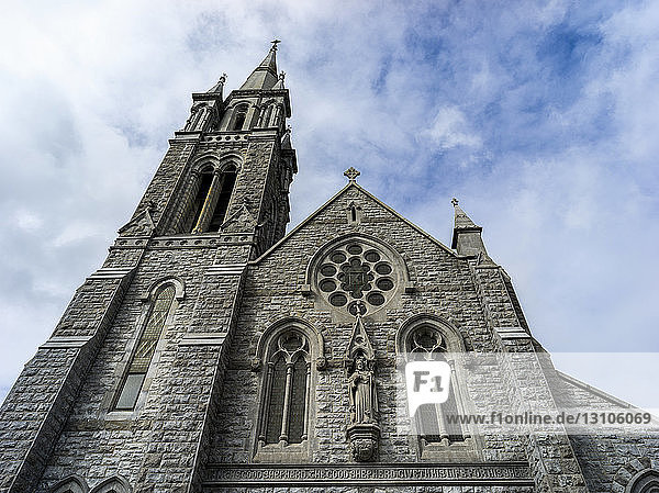 Steinkirchengebäude mit Glockenturm; Charleville  Grafschaft Cork  Irland