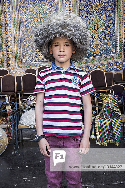 Uzbekistan  Samarkand  boy  portrait