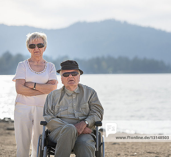 Porträt eines älteren Paares  Big Bear Lake  Kalifornien  USA