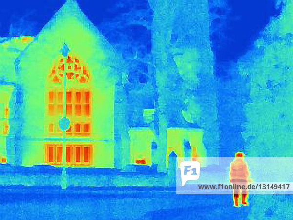 Wärmebild von Mensch und Kathedrale