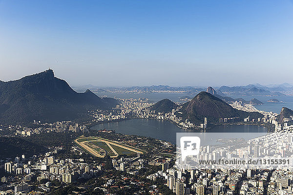 Blick auf Ipanema und Lagoa Rodrigo de Freitas  Rio De Janeiro  Brasilien
