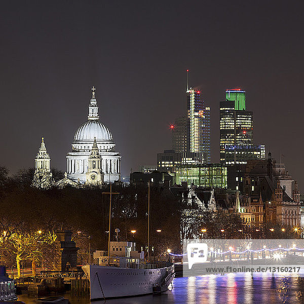 View of St Pauls Cathedral at night  London  United Kingdom