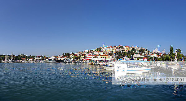 Kroatien  Istrien  Vrsar  Hafen