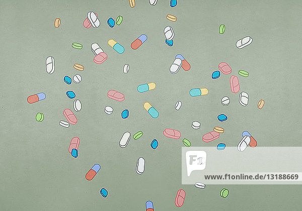 Verschiedene Medikamente in Pillen- und Kapselform