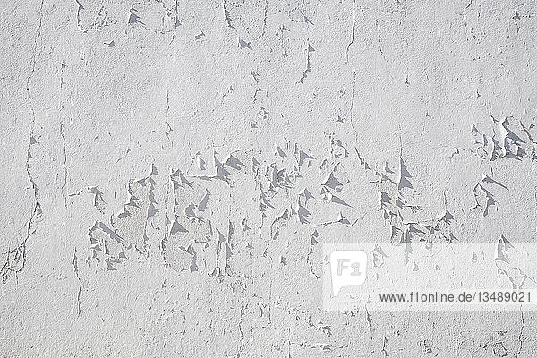 Struktur der abblätternden weißen Wandfarbe auf weißer Wand  Arrecife  Lanzarote  Kanarische Inseln  Spanien  Europa
