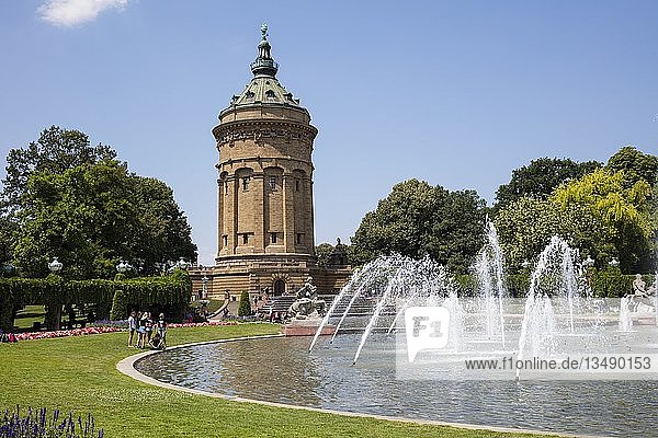 Wasserturm Friedrichsplatz Mannheim Baden-Württemberg Deutschland Europa