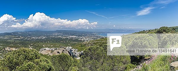 Auf der Route des Crêtes Cassis Calanques Küste vor La Ciotat. La Ciotat Provence-Alpes-Côte d'Azur Frankreich Europa