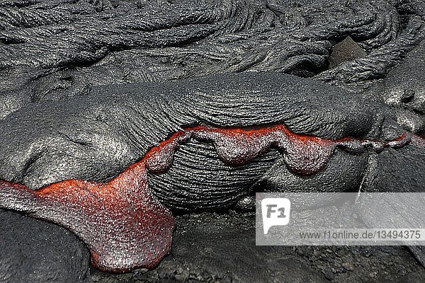 Flowing lava  Kilauea Volcano  Big Island  Hawaii