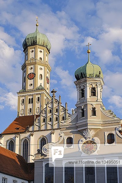 Evangelische Kirche St. Ulrich und Basilika St. Ulrich und Afra  Augsburg  Schwaben  Bayern  Deutschland  Europa