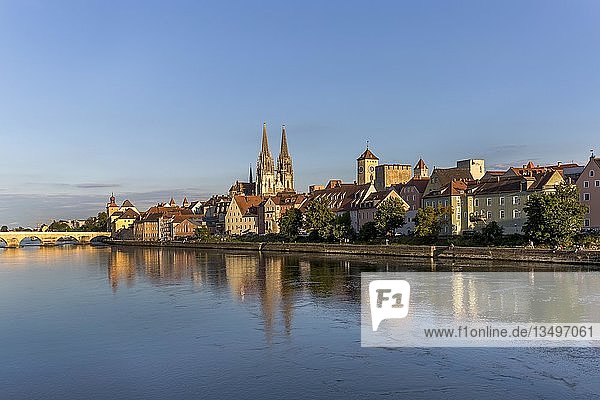 Old Town with the Stone Bridge and St. Peter's Cathedral on the Danube River  Regensburg  Bavaria  Germany  Europe