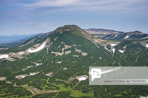 Luftaufnahme Ilyinsky-Vulkan Kamchatka Russland Europa