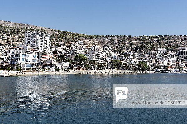 Stadtansicht  Saranda  Ionisches Meer  Albanien  Europa