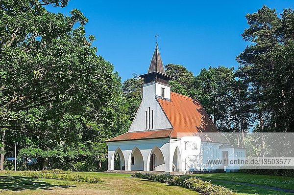 Evangelische Kirche  Baabe  RÃ¼gen  Mecklenburg-Vorpommern  Deutschland  Europa