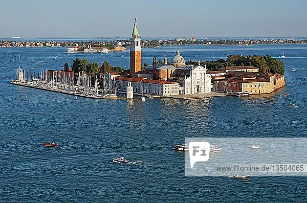 Kirche San Giorgio Maggiore auf der Insel San Giorgio Maggiore  Venedig  Provinz Venedig  Italien  Europa