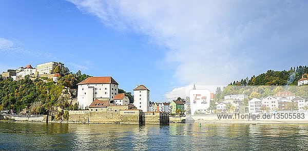 Schloss Veste Oberhaus und Niederhaus und Ilzstadt  Donau  Passau  Niederbayern  Bayern